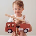 camião-dos-bombeiros-kids-concept-brinquedo-madeira-4