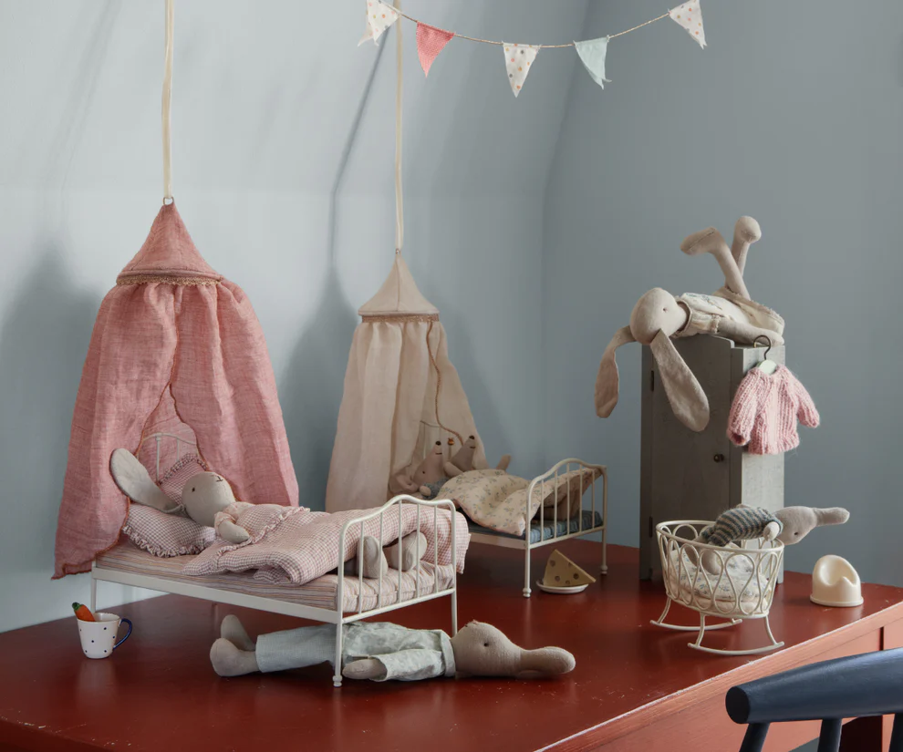 11-2119-00_lifestyle_3 cama-maileg-
