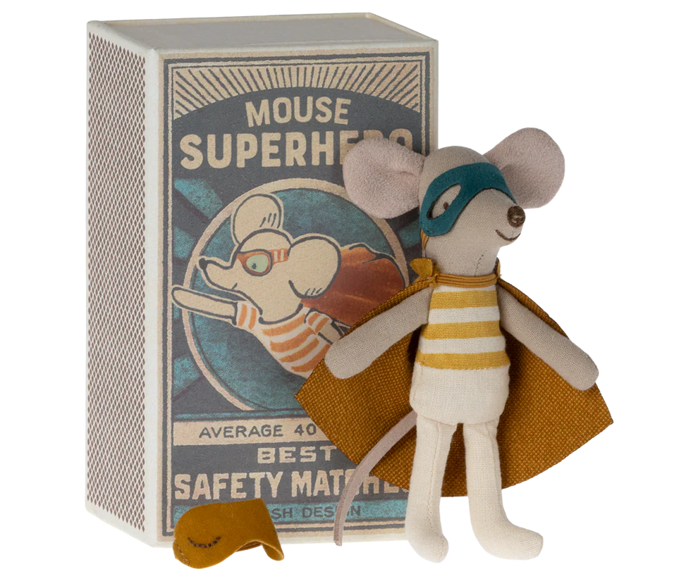 ratinho-super-heroi-na-caixa-de-fosforos-maileg-