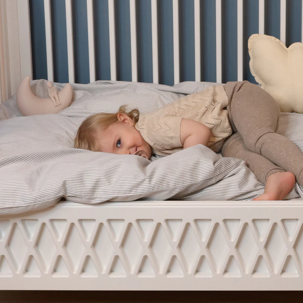 200_Junior_Bedding_P85_Classic_Stripes_Blue.jpg