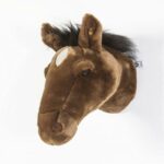 wild-soft-horse-trophy-head-scarlett-ws0034