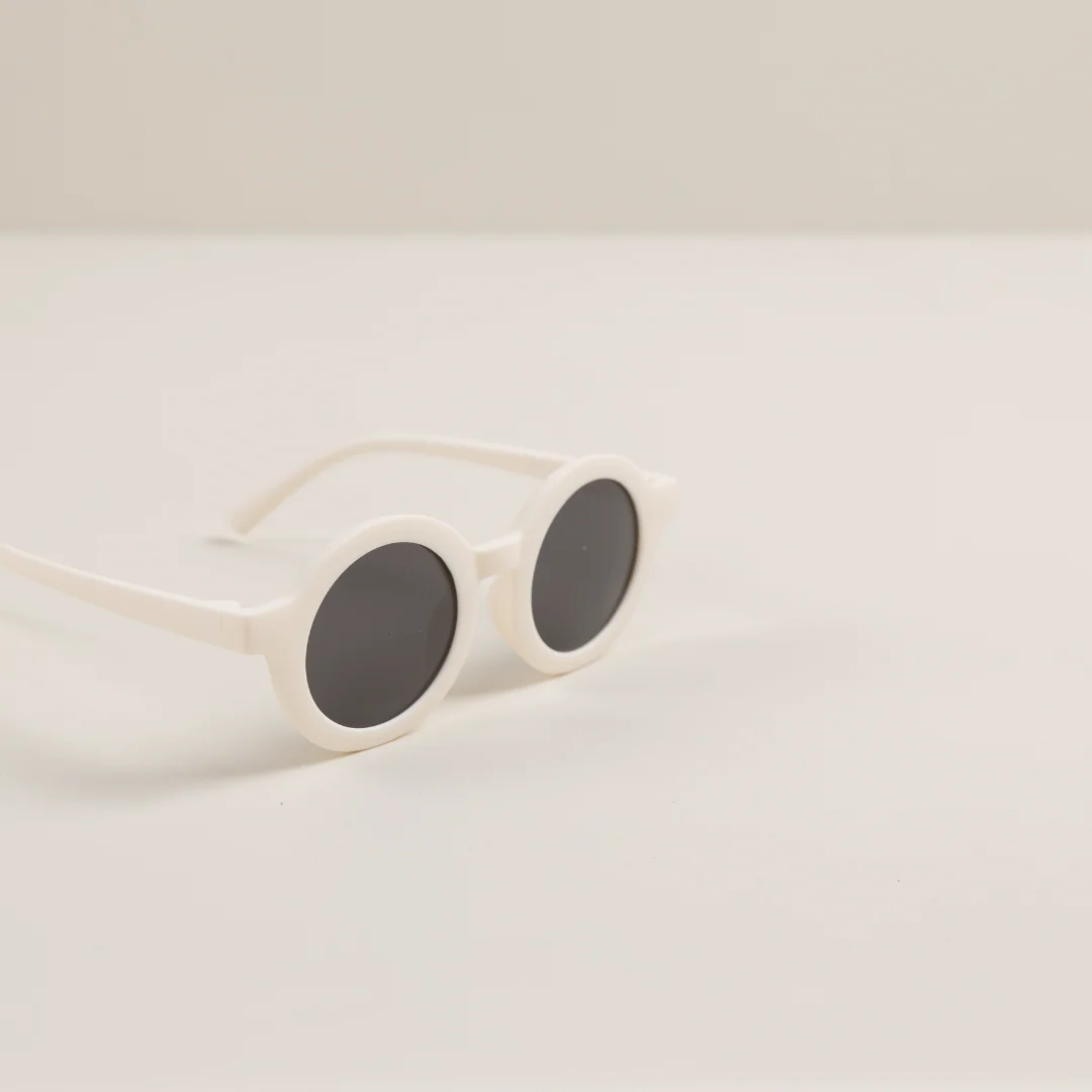 oculos-de-sol-flexiveis-bege-inaie