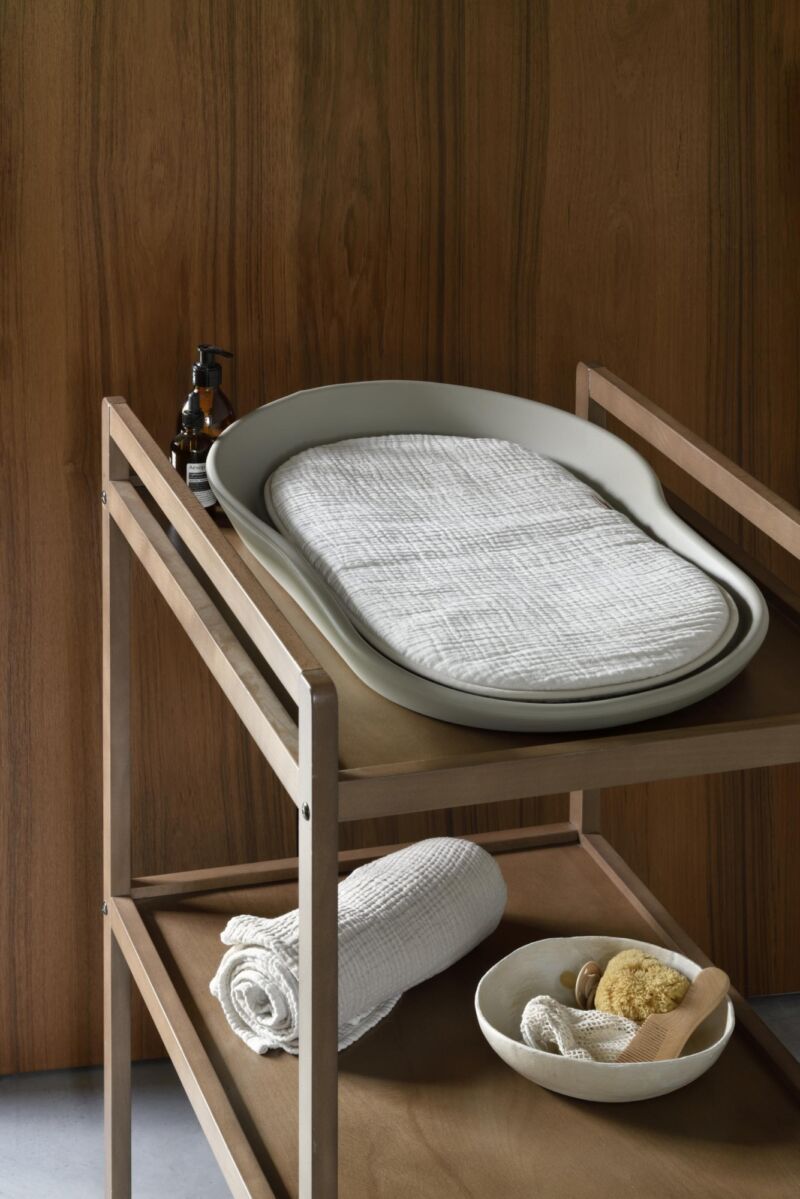 quax-changing-mat- quax-changing-mat-