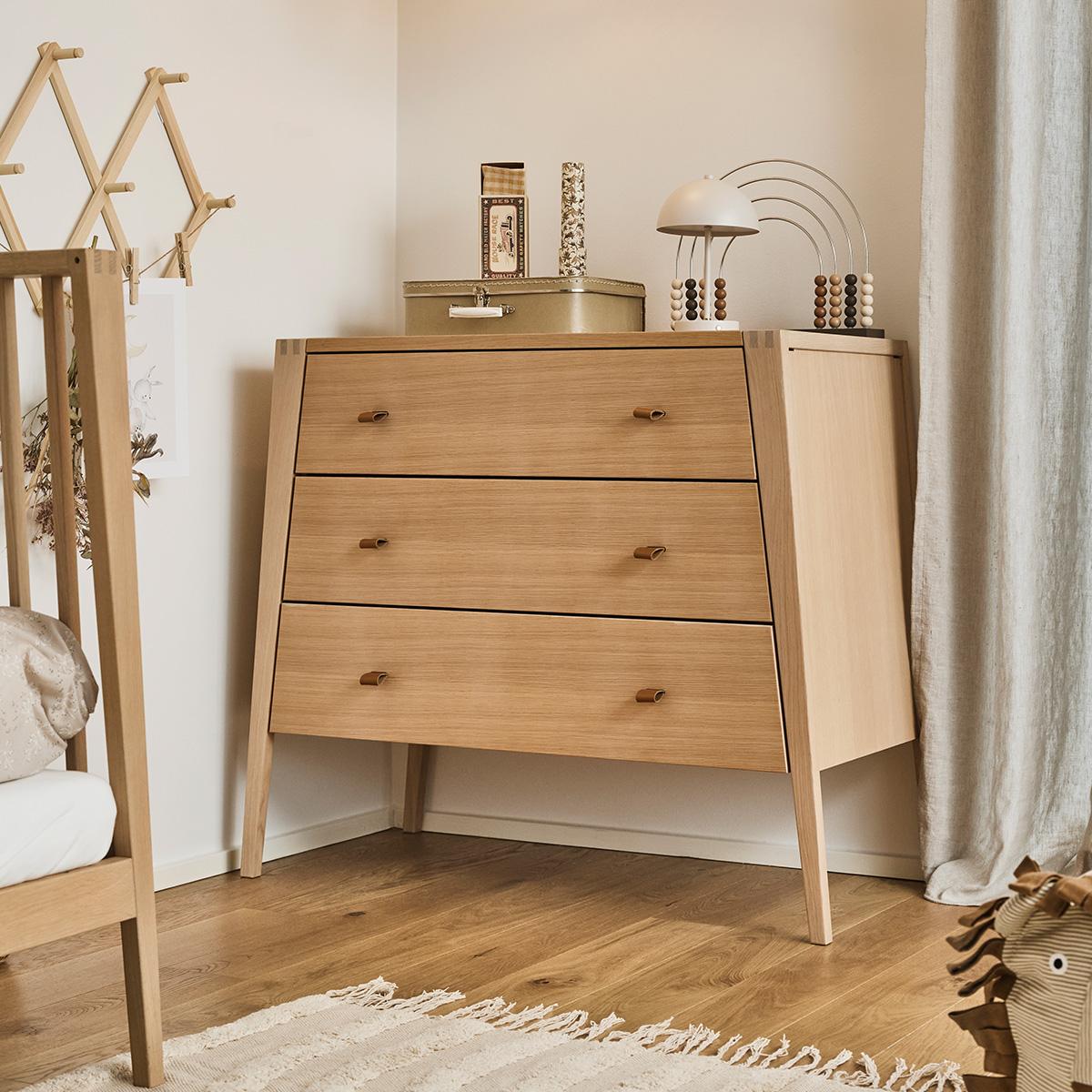 700063_Leander-Linea-Dresser-Oak_j_1200x1200