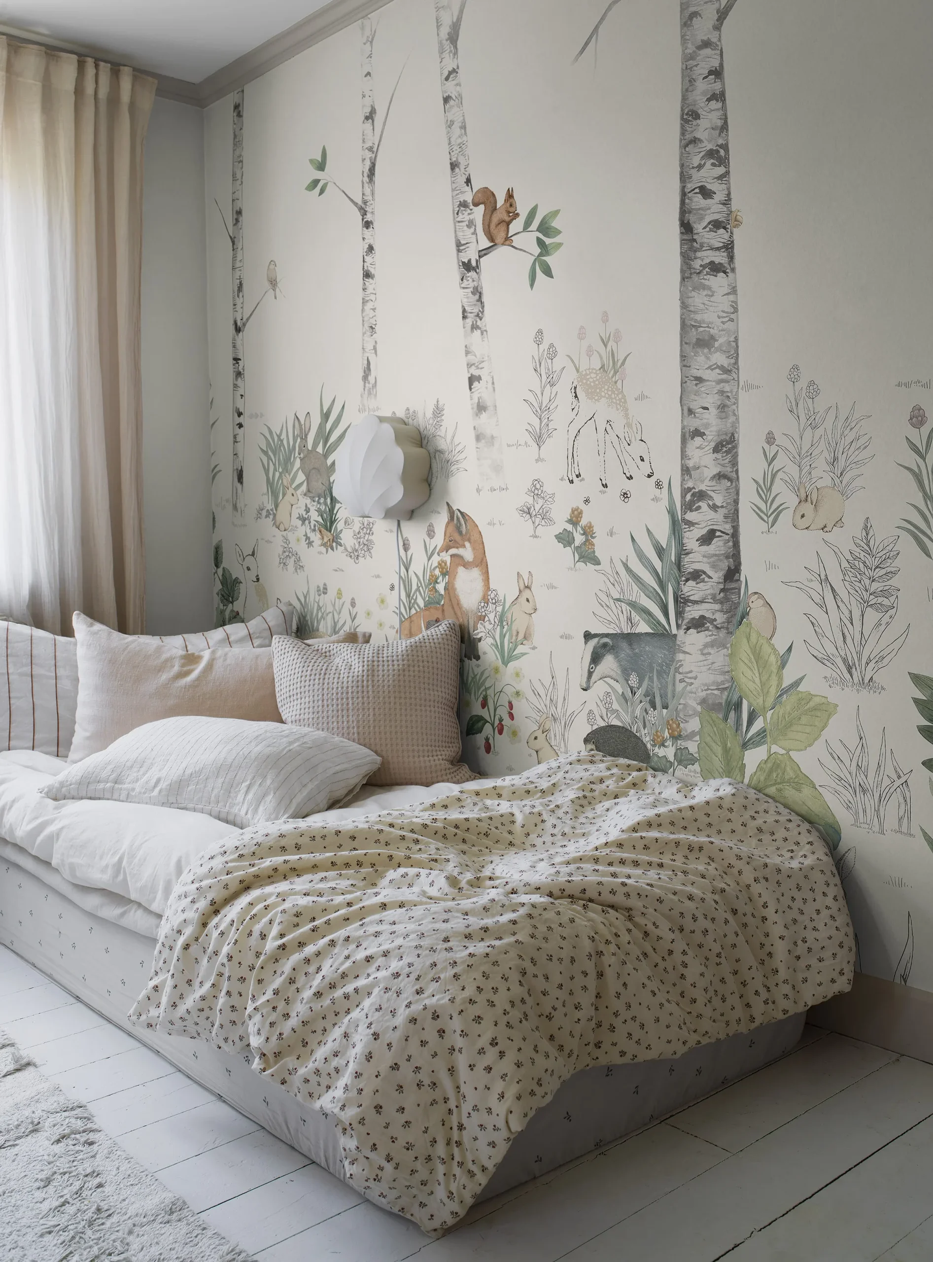 7481_MagicForest_Mural_Roomshot_1.jpg