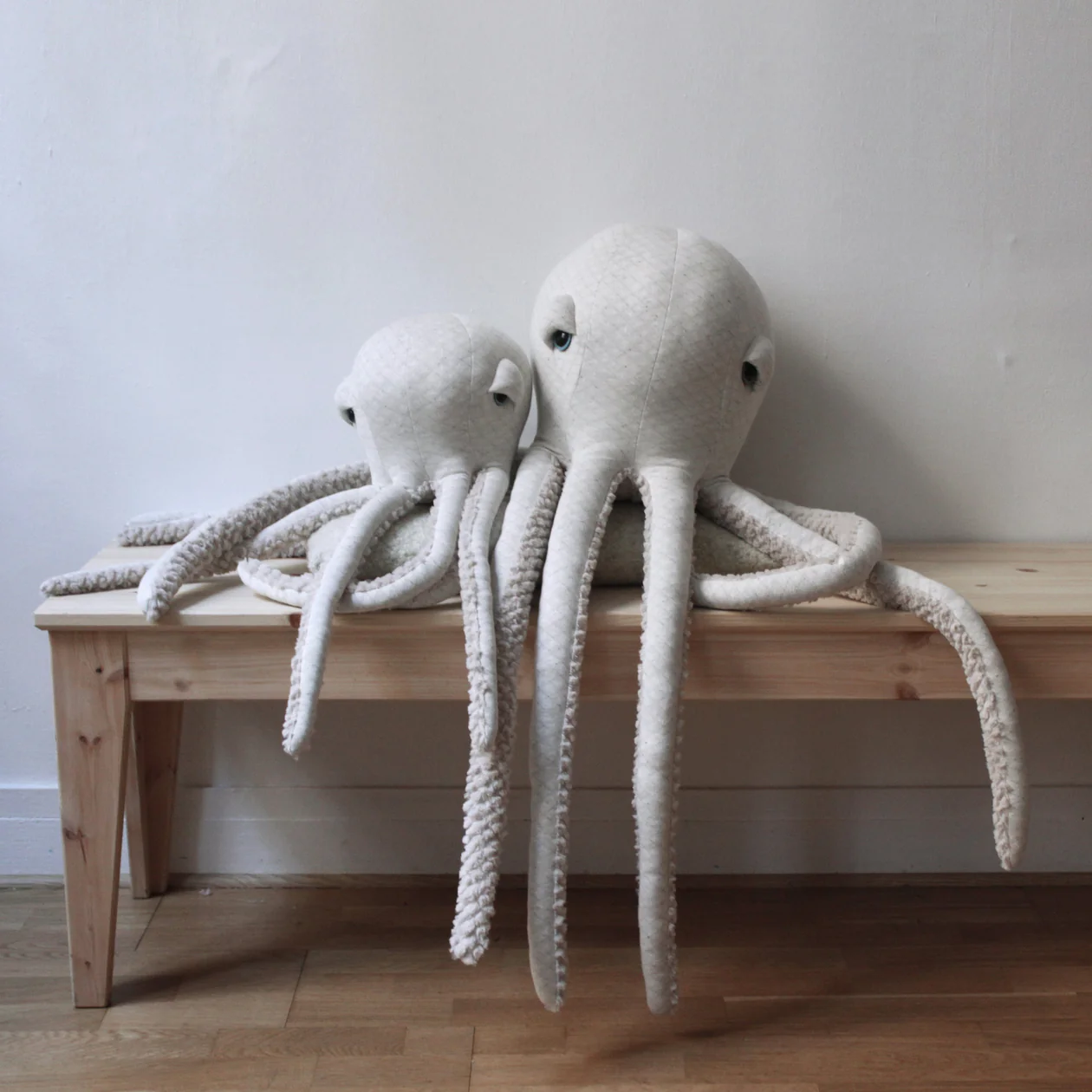 polvo-bigstuffed-albino-