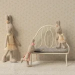 banco-vintage-miniatura-branco-creme-maileg banco-vintage-miniatura-branco-creme-maileg