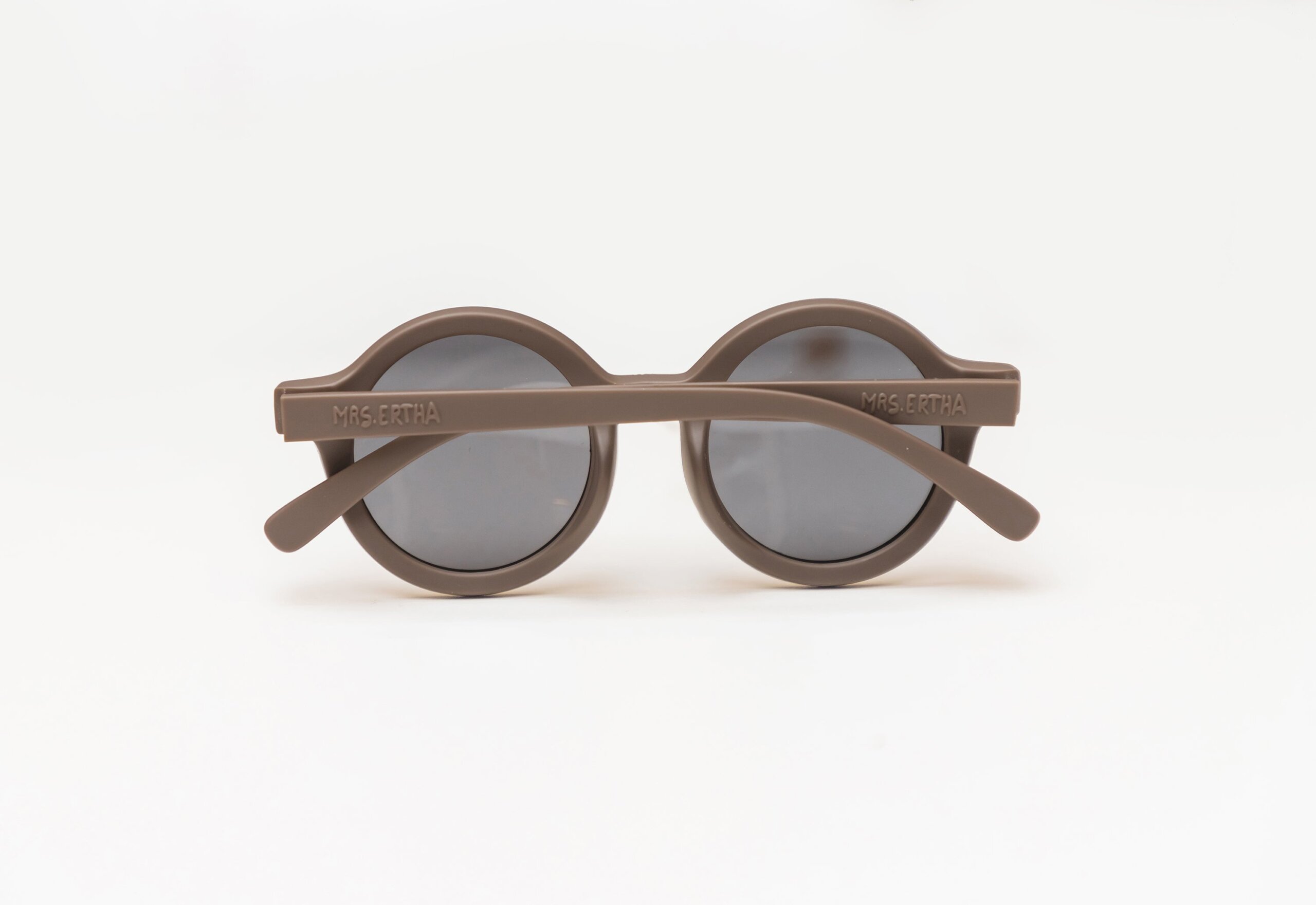 oculos-de-sol-adulto-choco-mrs-ertha