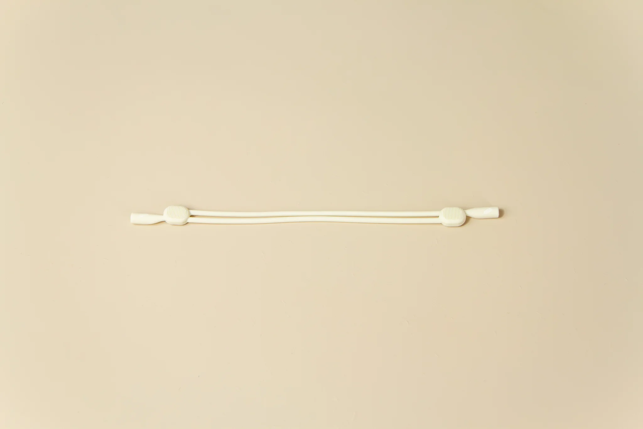 fita-para-oculos-de-sol-em-silicone-inaie