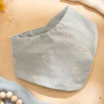 bandana-bib-lucky-willow-azul-suave-nobodinoz