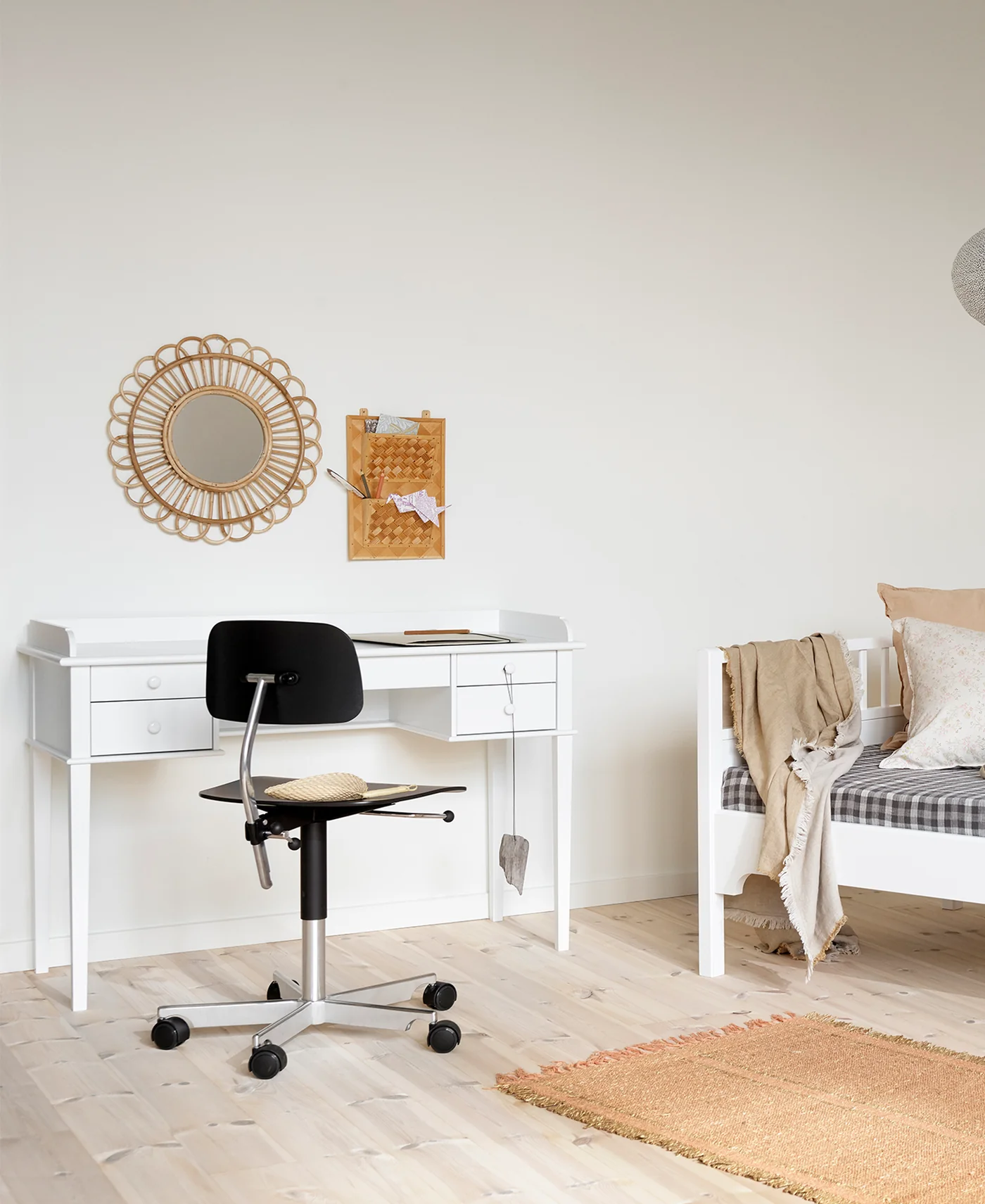 oliver-furniture-secretaria-seaside-091014