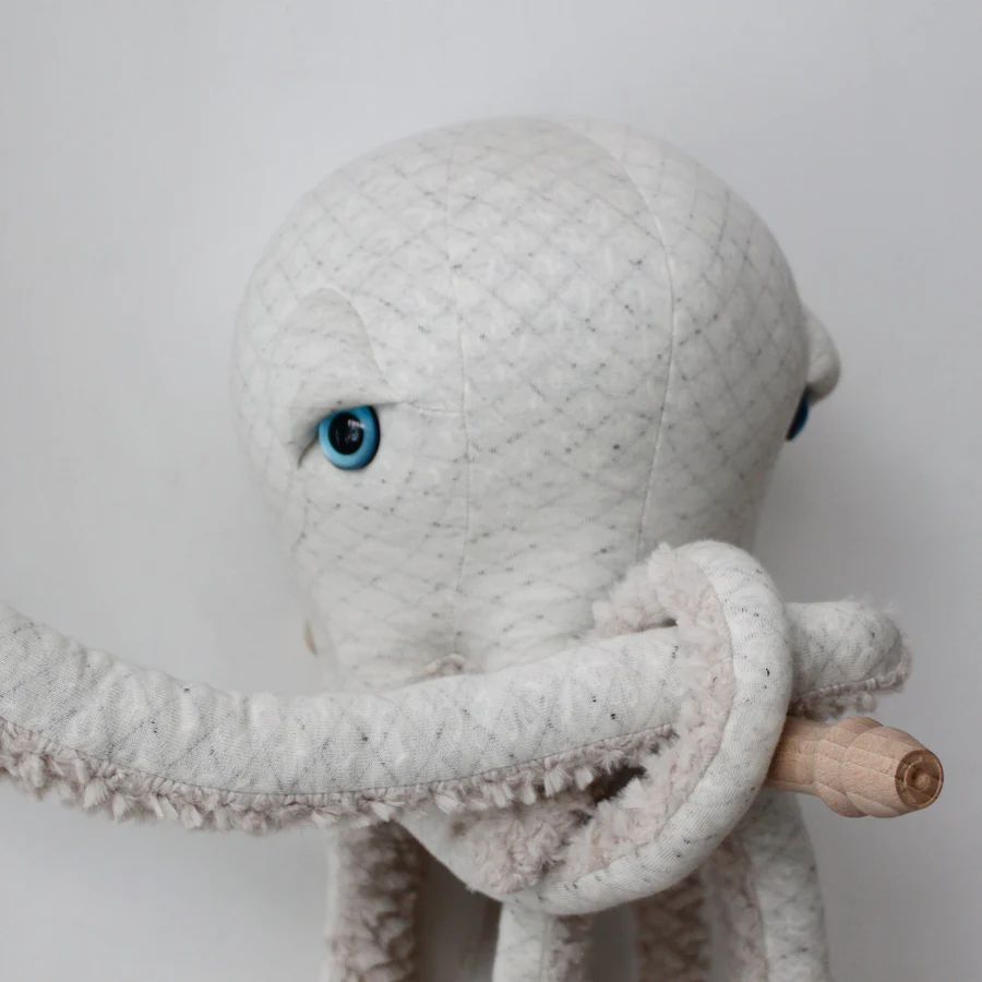 SmallAlbinoOctopus-BigStuffed07 octopus-albino-bigstuffed-