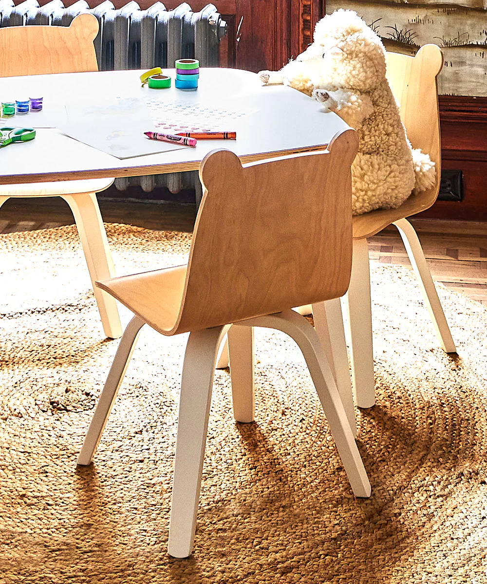 bear-chair_birch_lifestyle_00.jpg