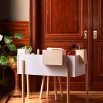 brookyn-desk_birch_lifestyle_06.jpg