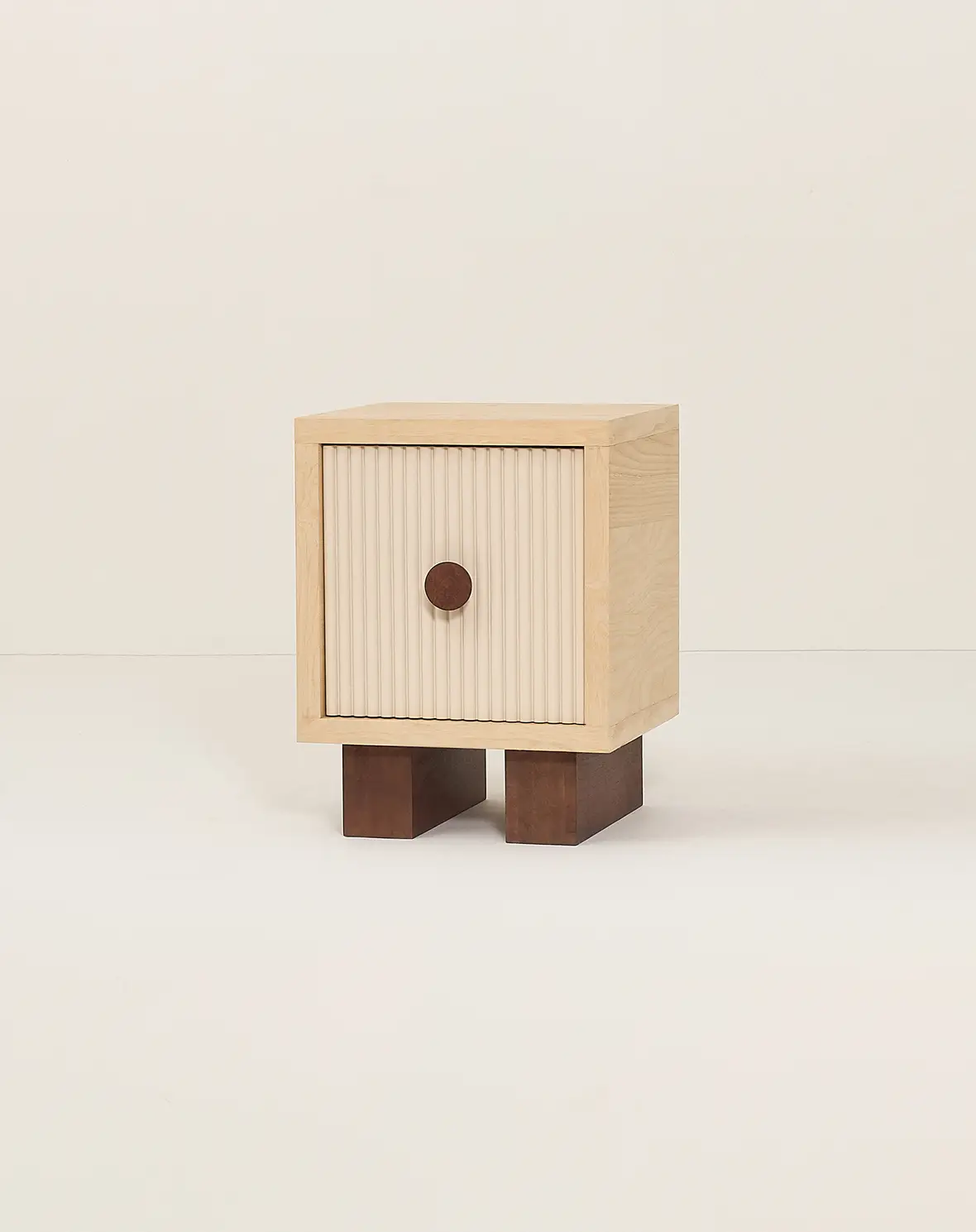 heju-bedside-table-nobodinoz-1-8435574936226.jpg