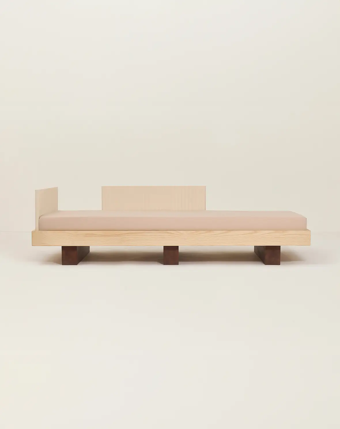 heju-junior-bed-nobodinoz-3-8435574936219.jpg