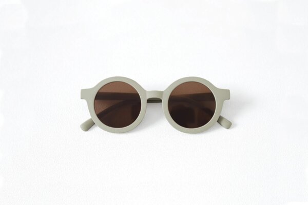 oculos-de-sol-adulto-tea-mrs-ertha